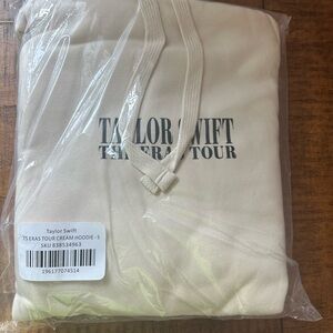 BNWT Taylor Swift Eras Tour white hoodie size small
